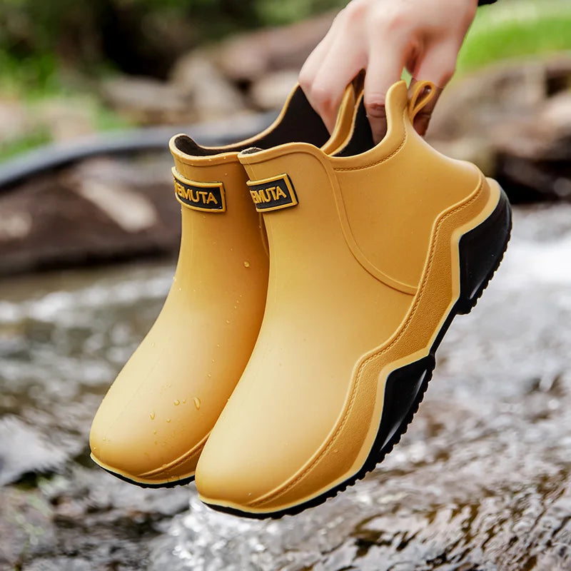 Damen Regenstiefel halbhoch & wasserdicht mit Antirutschsohle – Nivara