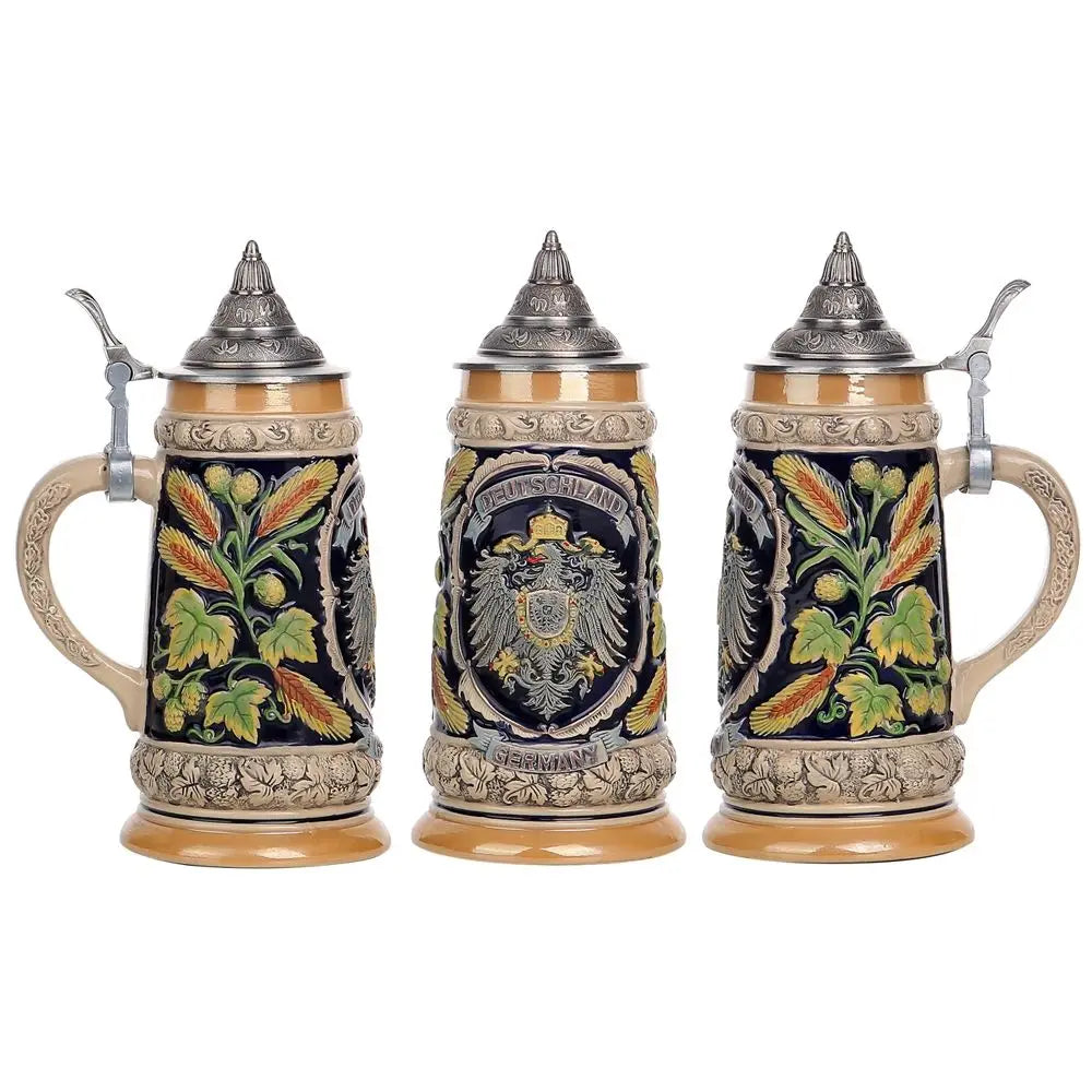 Bierkrug mit Relief & Zinndeckel (0,8 L) – BavariaKrug Oktoberfest 2025