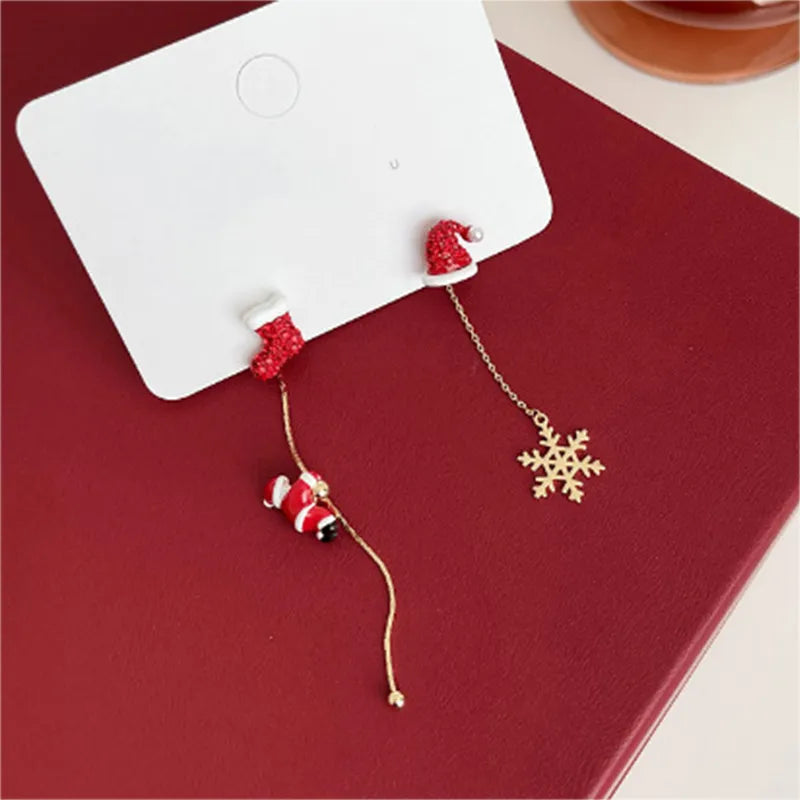 Weihnachtsohrringe Set, rot-weiß, Schneeflocke, Weihnachtsmann, festlicher Schmuck.