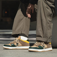 Kunstvolle Unisex Plateau-Sneakers mit Wellenmotiv – Daiki