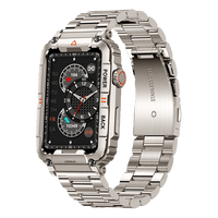 Silberne Edelstahl-Smartwatch mit robustem Design und multifunktionalem Zifferblatt.