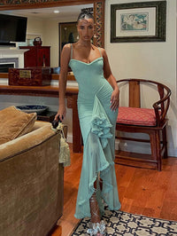 Trendiges Maxikleid mit Rüschen und Spaghettiträgern – Loyza