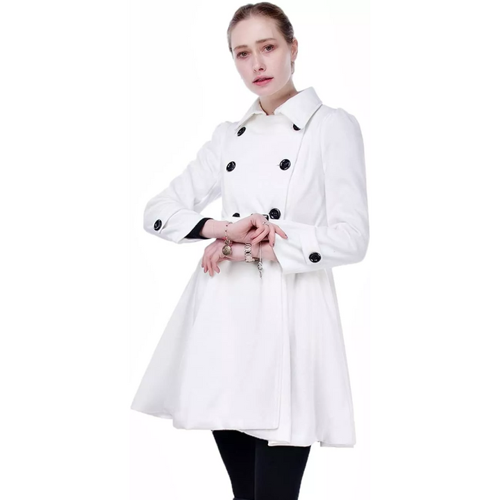 Weiße Damen-Trenchcoat, doppelte Knopfleiste, elegantes Design, Herbstmode, stilvoll.