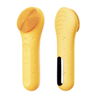 Gelbes elektrisches Gesichtsreinigungsgerät, wasserdicht, Silikon, Massagefunktion.