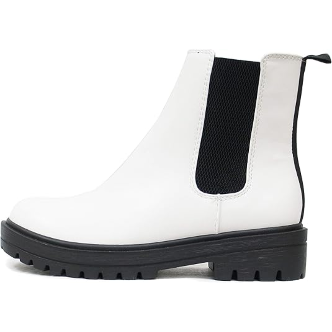 Weiße Chelsea-Boots aus Leder mit schwarzer Sohle und elastischem Einsatz, Damenmode.