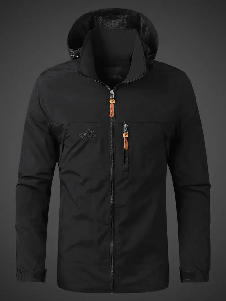 Schwarze Outdoor-Jacke, wasserdicht, winddicht, mit Kapuze, Reißverschluss, Herrenmode.