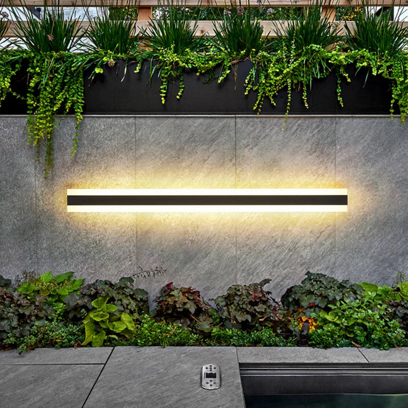 Moderne wasserdichte LED-Wandleuchte, IP65, für Garten oder Terrasse, schwarz, energiesparend.