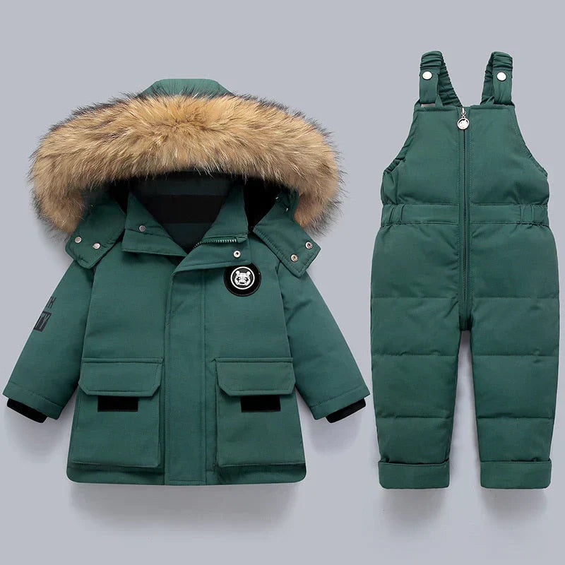 Winter-Set für Kinder mit gefütterter Winterjacke und Schneelatzhose – Emilie
