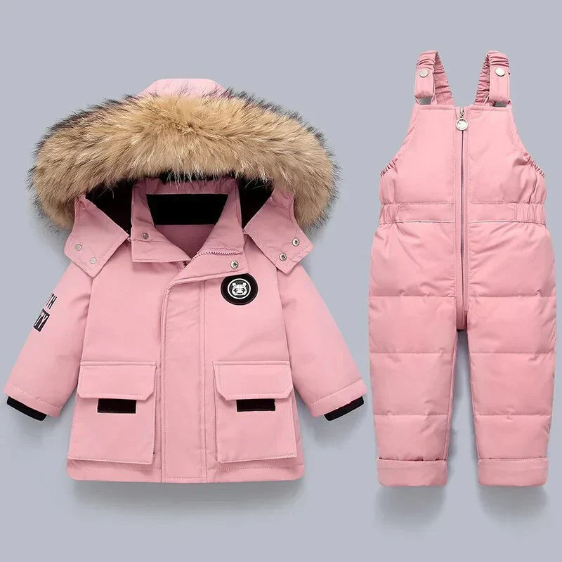 Winter-Set für Kinder mit gefütterter Winterjacke und Schneelatzhose – Emilie