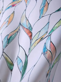 Herbstliche Damenbluse mit abstraktem Muster und Knopfleiste – Marlene