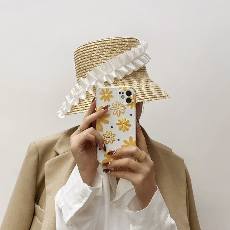 Geflochtener Sommerhut mit Falten und Streifen – BreezyStripes