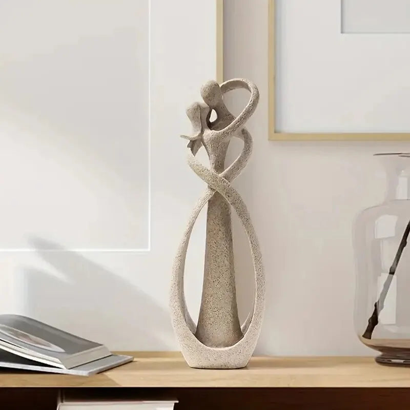 Abstrakte Skulptur aus Harz, modernes Paar, beige, Dekoration für Zuhause oder Büro.