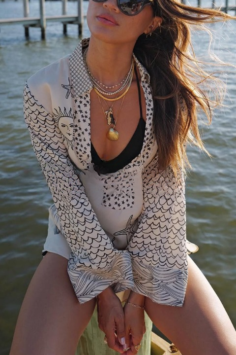 Satiniertes Sommer-Shorts-Set mit Bluse – Talia