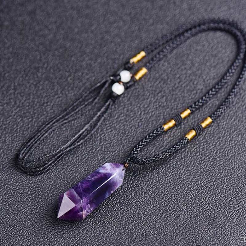 Amethyst-Anhänger Halskette, lila Kristall, schwarzes Band, Schmuck für Damen, Geschenkidee.