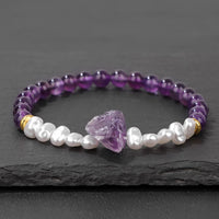 Armband aus Amethyst und Perlen, lila und weiß, handgefertigt, Schmuck für Damen.