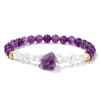Amethyst-Armband mit Perlen und goldenen Akzenten, lila und weiß, Schmuck für Damen.