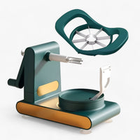 Grüner Apfelschneider und Spiralschneider aus Metall und Kunststoff, modern und funktional.