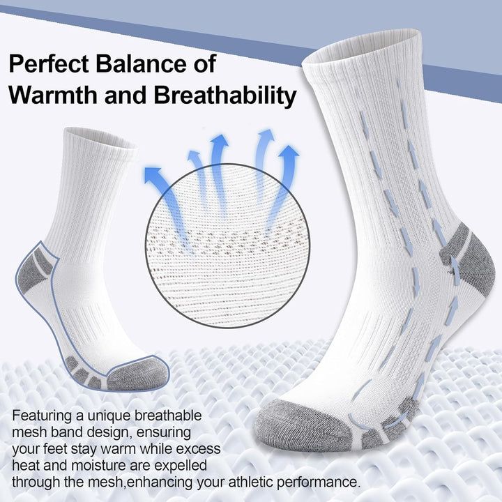 Weiße atmungsaktive Sportsocken, gepolstert, feuchtigkeitsableitend, ideal für Sport.