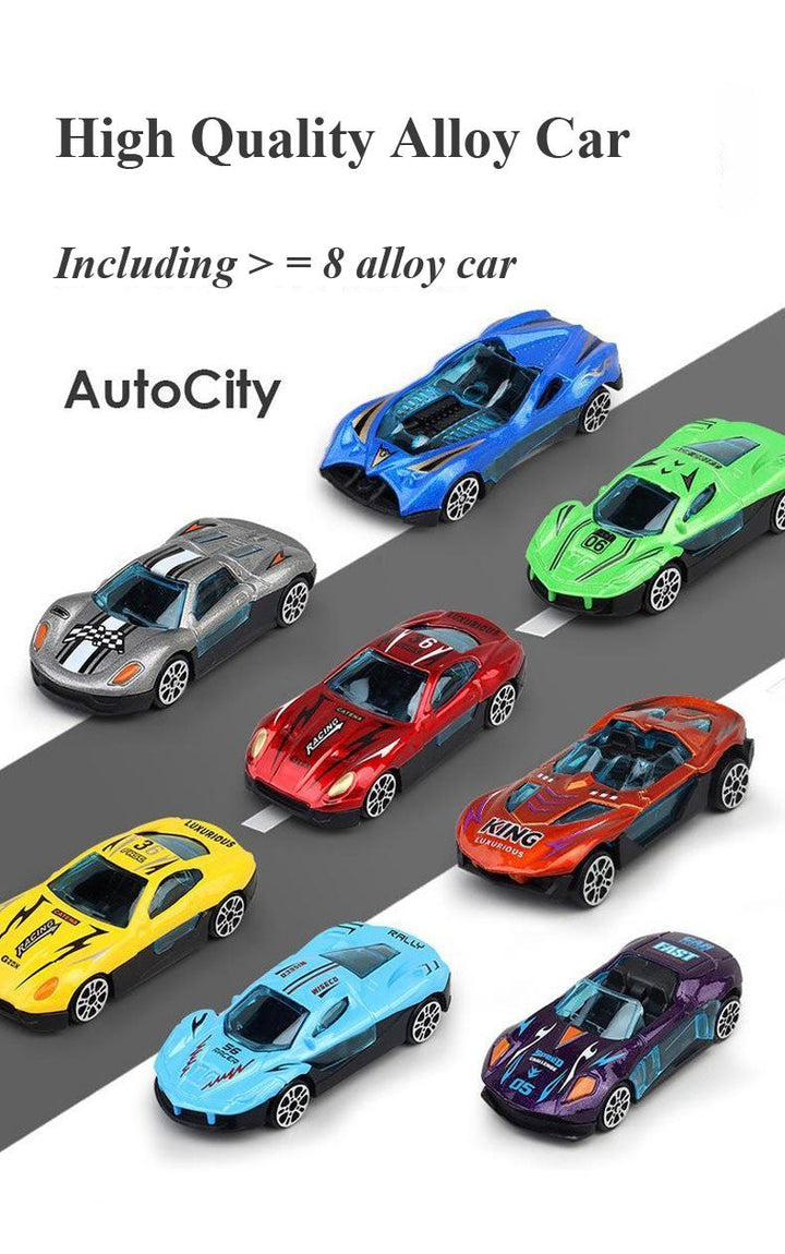 Acht bunte Spielzeugautos aus Legierung auf Straße, Modellautos für Kinder, AutoCity.