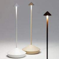 Moderne LED-Tischlampen in Weiß und Beige, minimalistisches Design, energiesparend.