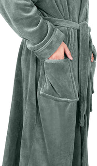 Grauer Fleece-Bademantel mit Taschen und Gürtel, weiches Material, gemütlich, unisex.
