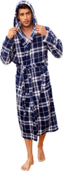 Mann im karierten Bademantel mit Kapuze, blau-weiß, Fleece, gemütlich, Herrenmode.