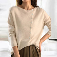 Damenpullover beige, Knopfleiste, Langarm, weiches Material, modisch, elegant, Herbstmode.