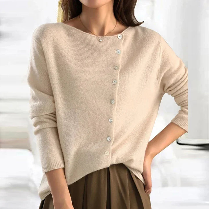 Damenpullover beige, Knopfleiste, Langarm, weiches Material, modisch, elegant, Herbstmode.
