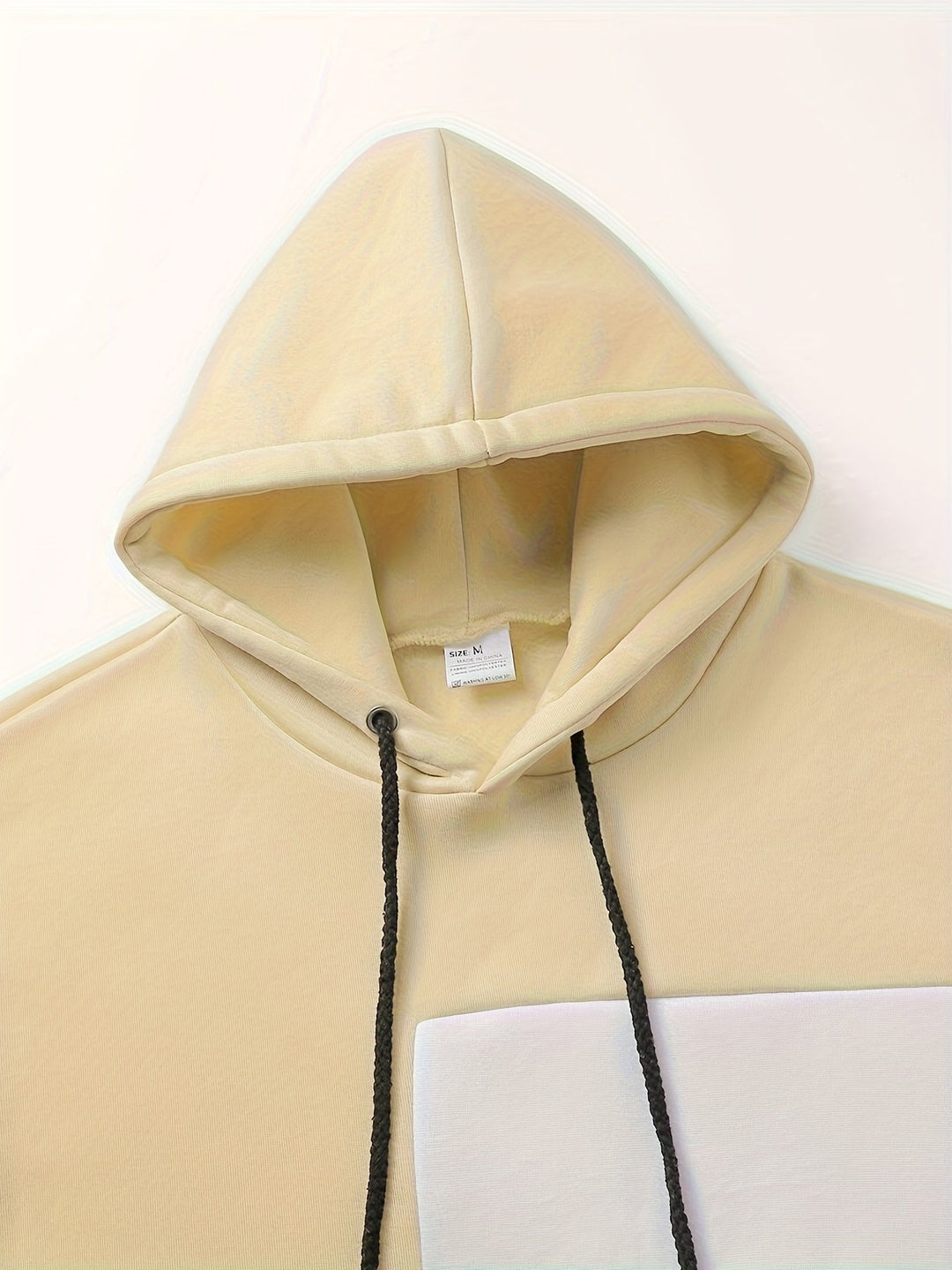 Beige Kapuzenpullover mit schwarzer Kordel, Baumwolle, Unisex, modisch, bequem, Freizeitkleidung.