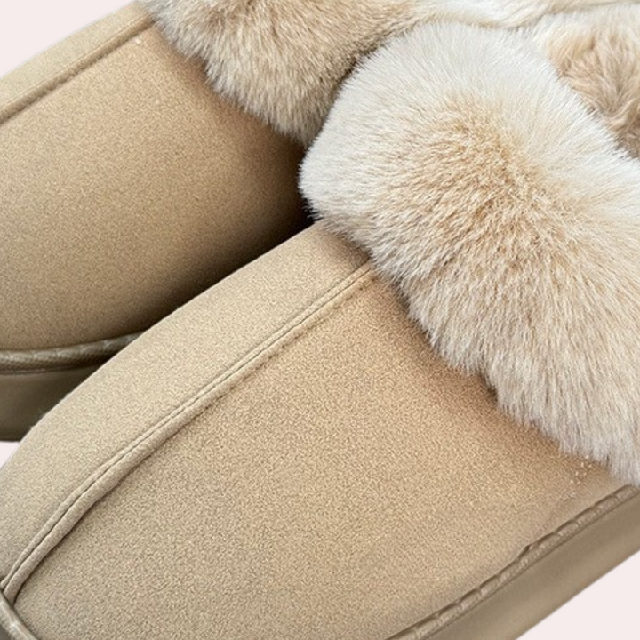 Beige Hausschuhe mit Kunstfell, gemütlich, warm, rutschfest, ideal für den Winter, Damenmode.