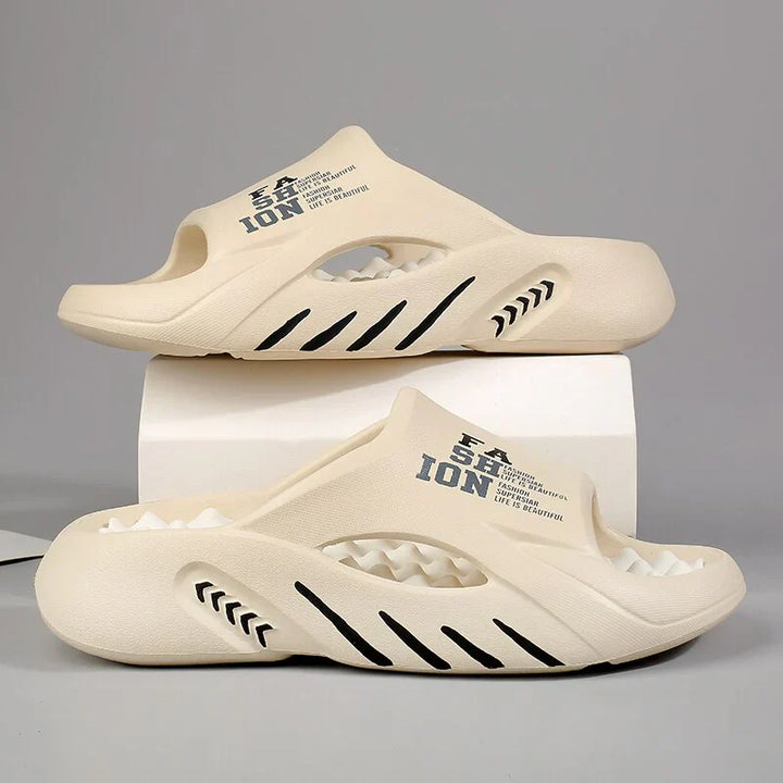 Beige Sandalen mit Schriftzug, rutschfeste Sohle, modisch, bequem, Unisex-Sommerschuhe.