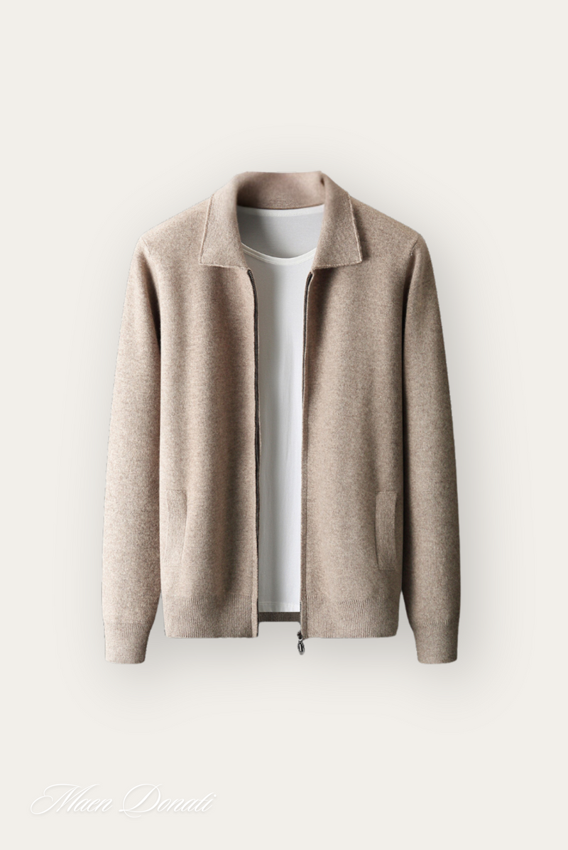 Beige Herren-Strickjacke aus Wolle, Reißverschluss, elegantes Design, Herbstmode.