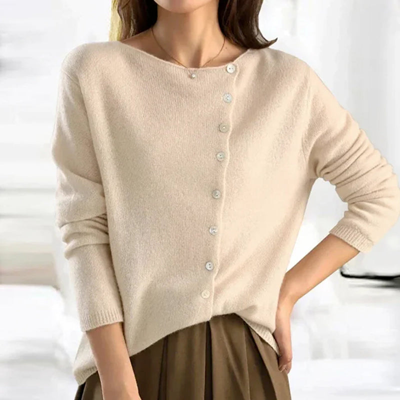 Damenpullover beige, Knopfleiste, Langarm, weiches Material, modisch, elegant, Herbstmode.