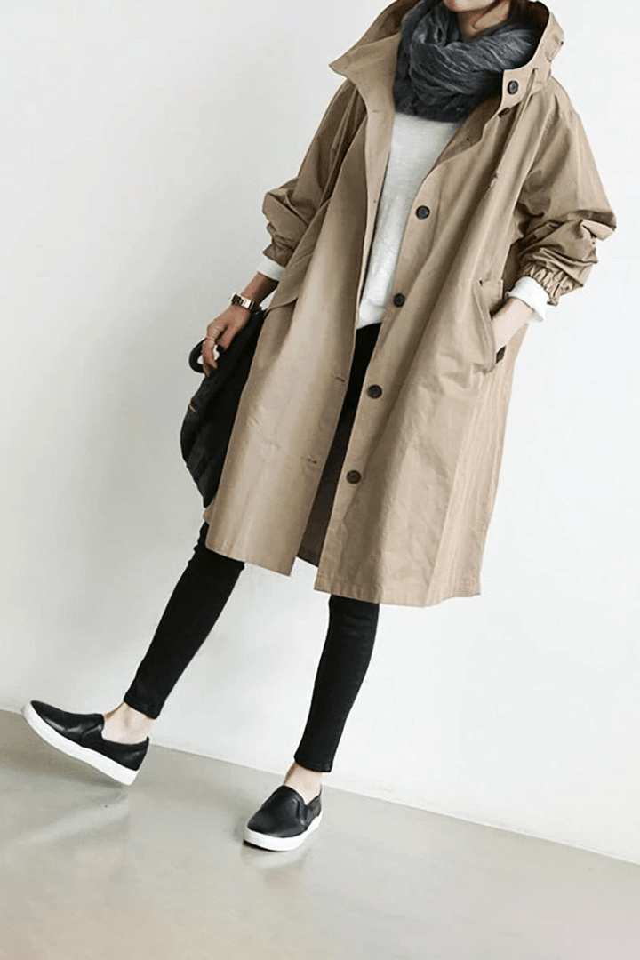 Damen Trenchcoat beige, lässig, Knöpfe, Herbstmode, Mantel, Streetwear, modisch, elegant.