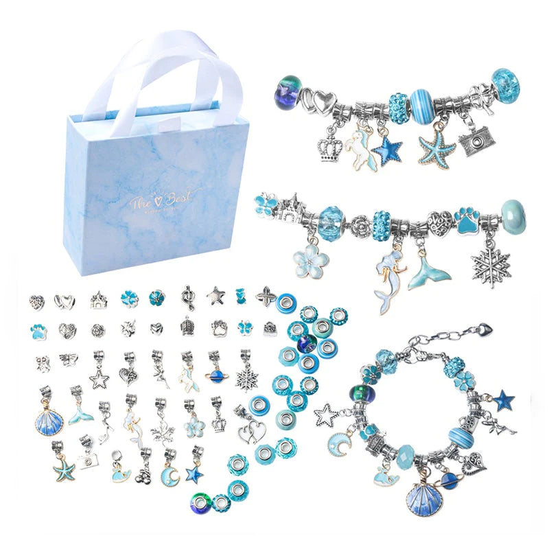 Blaue Charm-Armbänder Set mit Meeresthema, Geschenkbox, Perlen und Anhängern, Schmuck für Damen.