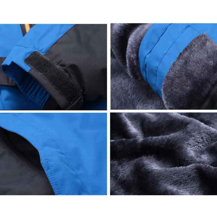 Blaue Winterjacke mit schwarzem Fleecefutter, Klettverschluss, Detailansicht, warm, wasserdicht.