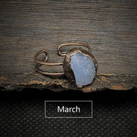 Rostfreier Stahlring mit blauem Edelstein, handgefertigt, rustikales Design, März-Geburtsstein.