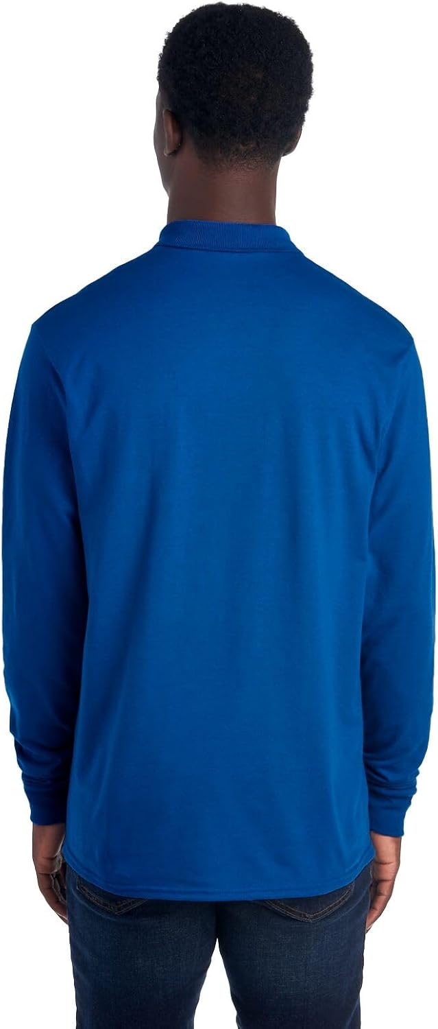Mann in blauem Langarmshirt aus Baumwolle, Rückansicht, Freizeitmode, Herrenbekleidung.