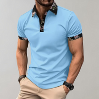 Blaues Herren-Poloshirt mit Blumenmuster-Kragen, kurzärmelig, modisch, Freizeitkleidung.