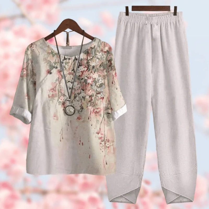 Elegantes Damen-Set, florales Oberteil, weiße Hose, lässig, bequem, Frühling/Sommermode.