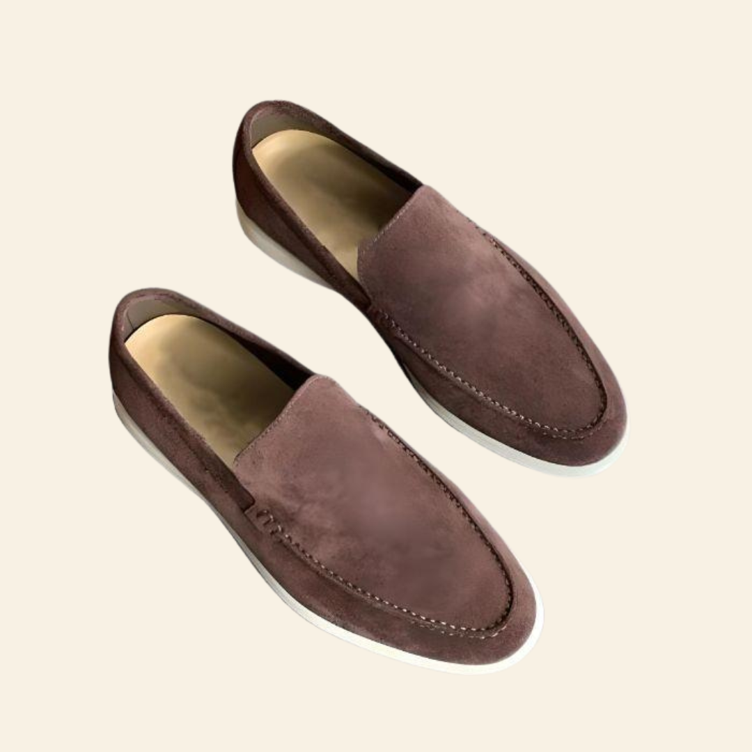Braune Wildleder-Slipper für Herren, elegante Freizeitschuhe, rutschfeste Sohle.