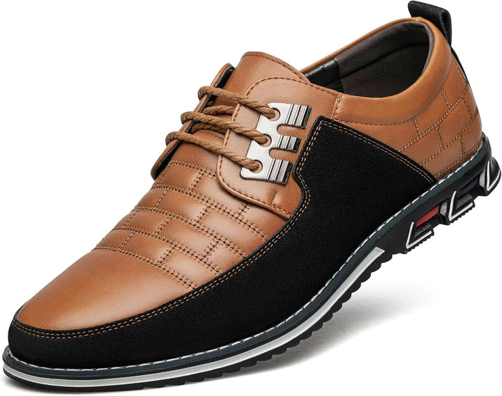 Brauner Herren-Ledersneaker mit schwarzem Wildleder, rutschfeste Sohle, modisch und bequem.