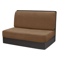 Braunes Polstersofa mit schwarzem Sockel, modernes Design, ideal für Wohnzimmer oder Büro.