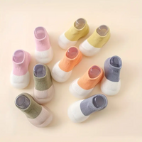 Bunte Babysocken aus Baumwolle, rutschfest, verschiedene Farben, weiche Sohlen, 10er-Set.