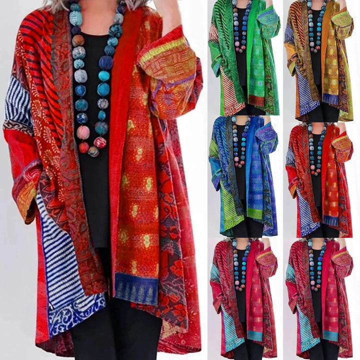 Bunte Damenjacke, Patchwork-Design, verschiedene Farben, lässig, modisch, Boho-Stil.