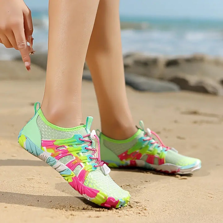 Damen Wasserschuhe, bunt, atmungsaktiv, rutschfest, Strand, Sport, Outdoor-Aktivitäten.