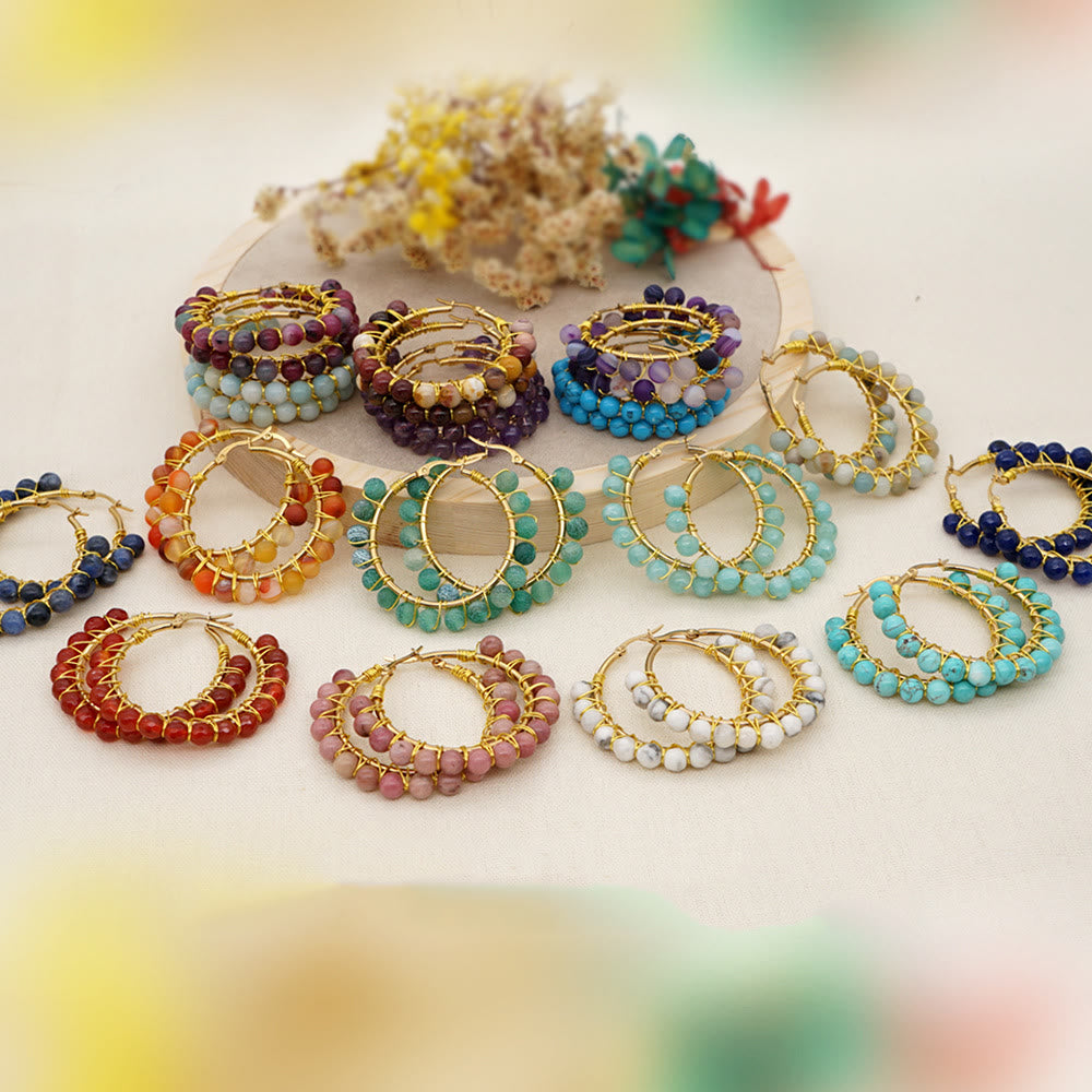 Bunte Perlenarmbänder, handgefertigt, verschiedene Farben, Schmuck, modisch, Geschenkideen.