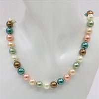 Bunte Perlenkette, mehrfarbig, rund, elegant, Schmuck, Damen, modisch, Geschenkidee.