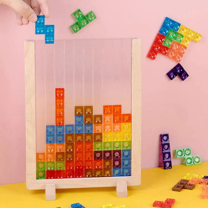 Holzspielzeug Tetris-Stil, bunte Bausteine, pädagogisches Lernspiel, Kinder, rosa Hintergrund.