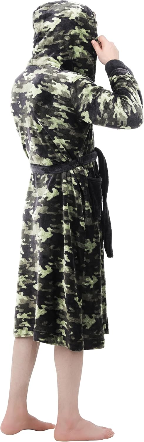 Morgenmantel Herren Camouflage, Kapuze, Fleece, warm, bequem, Freizeitkleidung, grün-schwarz.